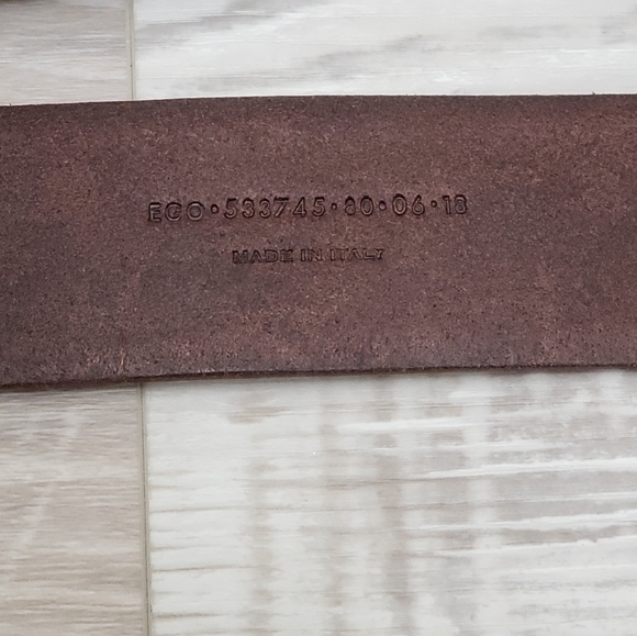 ***SOLD****100% Authentic YSL dark brown belt 31inches/80cm - Picture 4 of 8